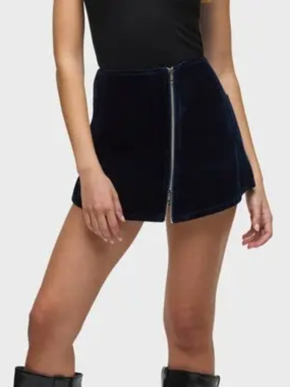 NWT Hudson Jeans Collection Mini Wrap Skort Indigo Flocking 28